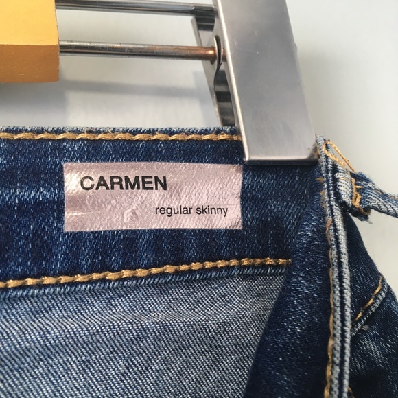 Peacock Feather Embroidered Ankle Crop Jeans Only - Picture 6 of 8